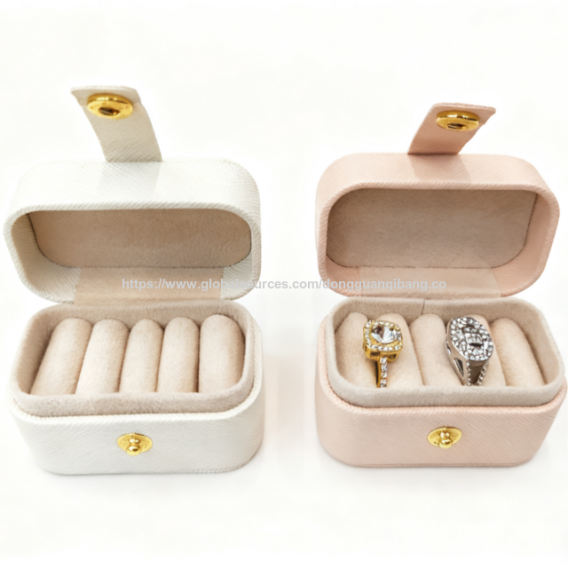 Kleine tragbare Kunststoffbox mit Knopf zum Fabrikpreis, Schmuckaufbewahrungsbox für Ringe, Ohrringe, Ohrstecker, mit individuellem Logo