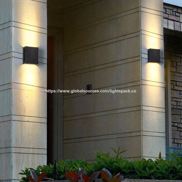 OEM Appliques murales d'extérieur à LED étanches en aluminium, éclairage mural haut et bas, luminaires muraux pour clôture, pilier, cour, couloir, porche, hall d'entrée