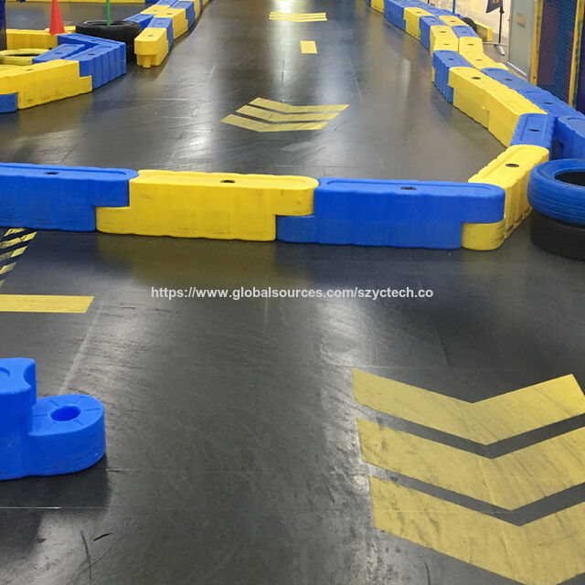 Barreira de Go-Kart Preenchida com Água Personalizada | Cerca de Proteção contra Impactos para Pistas de Corrida Internas e Externas | Divisória Anticolisão para Carros de Choque