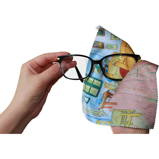 Vente en gros Logo personnalisé 15*15cm Microfibre Lunettes de soleil Lunettes Chiffon de nettoyage Doux Réutilisable Carré Motif Produit d'entretien des lunettes
