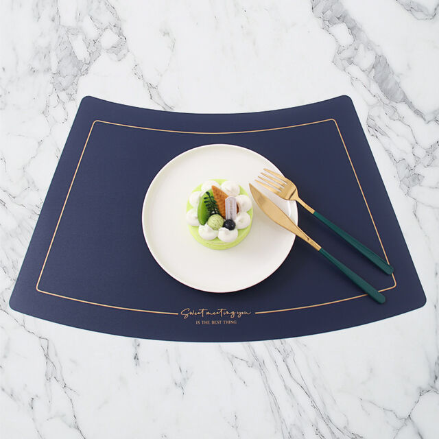 Mantel Individual de Cuero Duradero con Textura Suave en Forma de Abanico para Uso Hotelero, Aislamiento Térmico para Mesa de Comedor