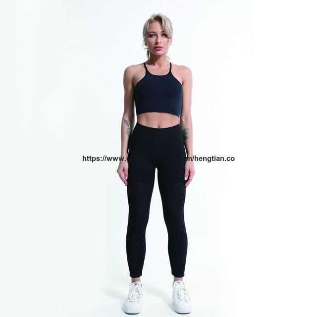 Seamless / Jacquard / Mesh knit High-Waist Active Shorts with Engineered Breathable Knit Zones