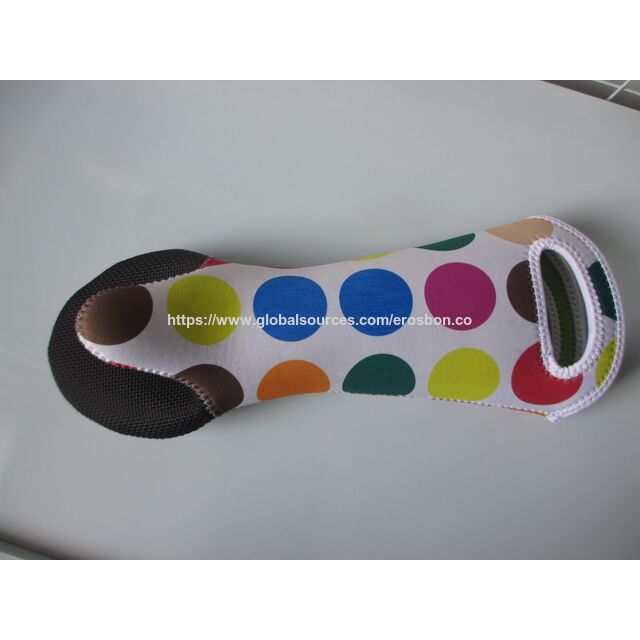 Guantes de cocina, manoplas para horno, guantes de neopreno, fabricados en neopreno, ambos lados con estampados de sublimación de moda. ¡Pedidos OEM bienvenidos!