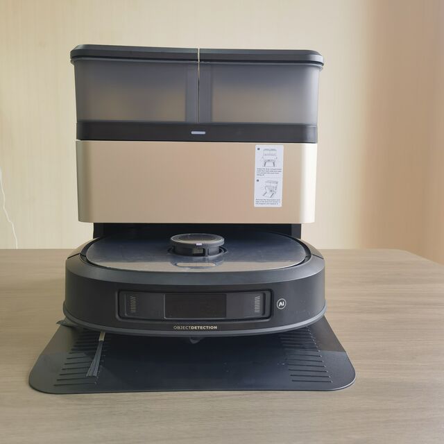 Saugroboter mit selbsterleerender Staubbox und rotierender Wischfunktion, Crawler-Mop-Design, LDS-Lidar-Navigation/dTOF-Linienlaser, Anti-Verhedderungs-Design