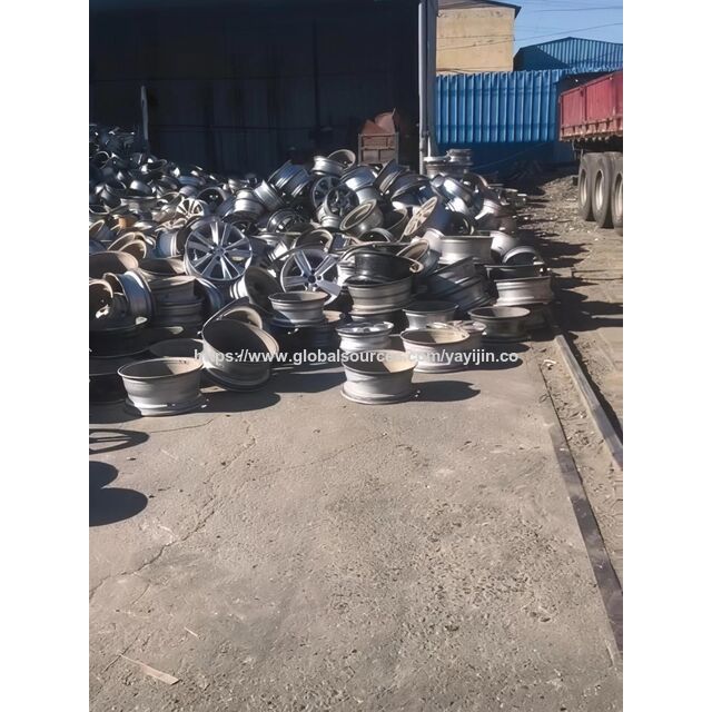 Atacado do fabricante Sucata de roda de liga de alumínio brilhante pintada e gratuita para produção ADC12 de alta qualidade