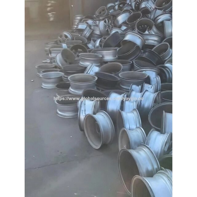Atacado do fabricante Sucata de roda de liga de alumínio brilhante pintada e gratuita para produção ADC12 de alta qualidade