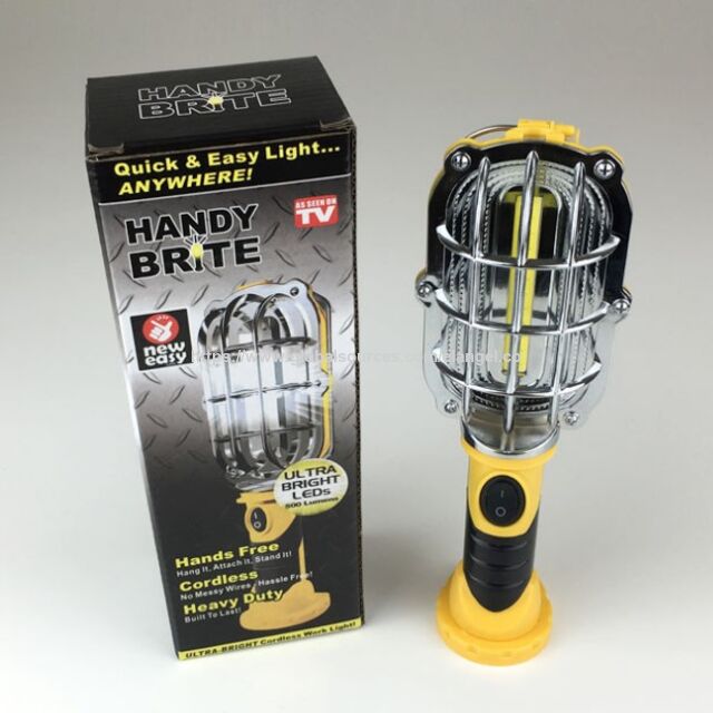 Lampe de travail LED sans fil ultra-lumineuse Handy Brite avec crochet pivotant et base magnétique