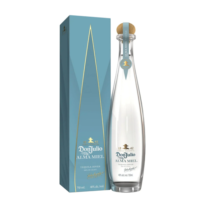 Echter Don Julio Tequila im Großhandel erhältlich. Schnelle Lieferung und Premium-Qualität für Ihre Bar garantiert.