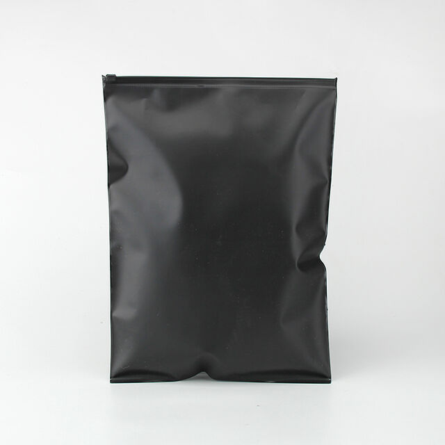 Bolsa de Plástico Negra con Cremallera y Logotipo Personalizado Sinicline para Ropa
