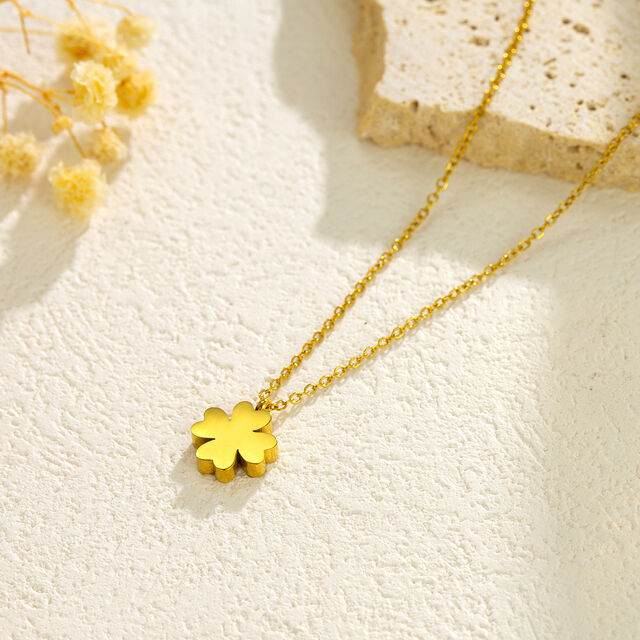 SISSLIA Wholesale Fashion Flower Necklace - Golden Trend Stainless Steel Four-Leaf Clover Necklaces Women's Versatile Necklace