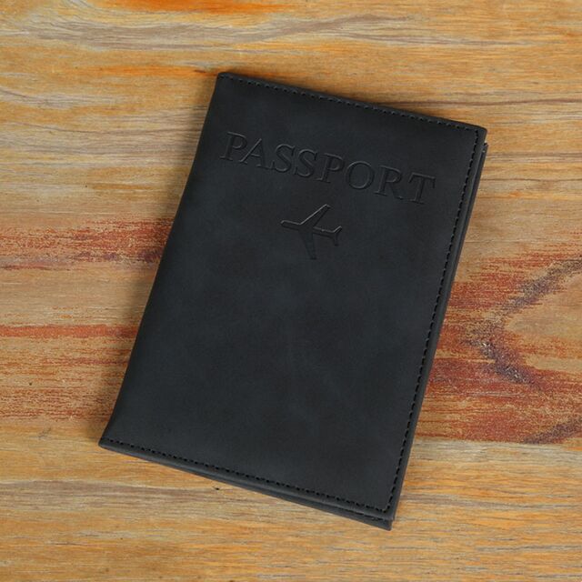 Nouvelle couverture de protection de passeport populaire, clip de passeport en PU, clip de billet en stock, vente en gros, couverture de protection simple et à la mode