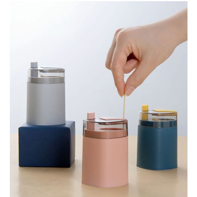 Kreativer Zahnstocher-Halter im Großhandel, automatischer Pop-up-Zahnstocher-Spender, tragbares Zahnstocher-Glas zum Drücken für das Wohnzimmer zu Hause