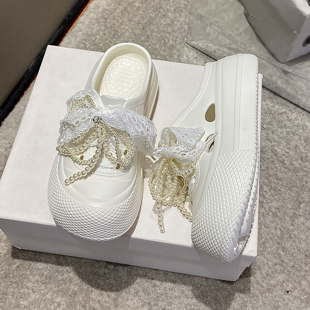 Nouvelles pantoufles de plage pour filles à semelle épaisse et bout fermé, sabots et mules à plateforme d'été, chaussures femmes sandales plates pour dames