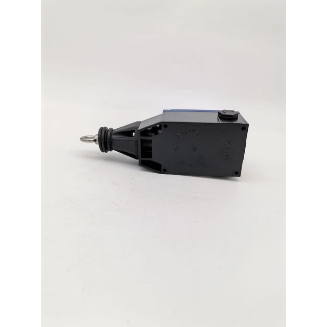 جديد وأصلي ZQ900-11 ضمان سنة واحدة وحدة تحكم منطقية قابلة للبرمجة PLC الصناعية سلك سحب التبديل