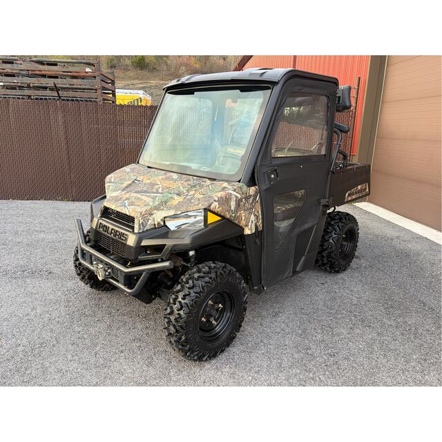 Hochwertiges Polaris Ranger Nutzfahrzeug, gebaut für anspruchsvolles Gelände mit Komfort und Geschwindigkeit. Jetzt kaufen für schnelle Lieferung.