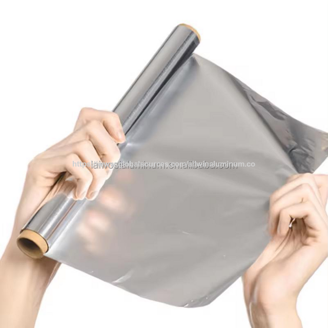 Papier d'aluminium de cuisine personnalisable 45cm x 37.5m, rouleau de papier d'aluminium argenté, matériau recyclable 8011-O