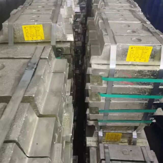 Lingots d'étain de haute pureté 9999 pour applications industrielles, revêtement de circuits imprimés et soudure