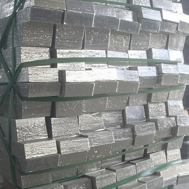 Lingot d'étain standard d'exportation en gros directement du fabricant pour le marché mondial