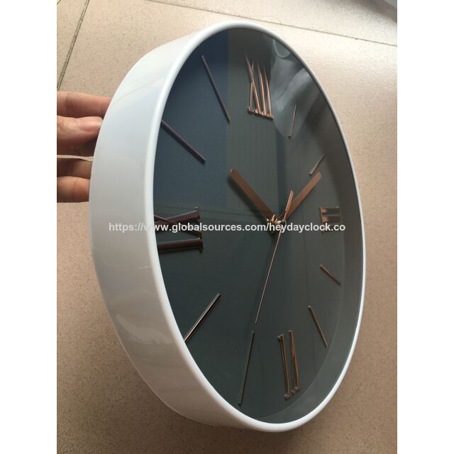 Minimalistische 3D-Zahlen Wanduhr, moderne, geräuschlose Uhr für Zuhause, Direktvertrieb ab Werk, Quarz-Uhr mit leichtem Luxus-Metallrahmen