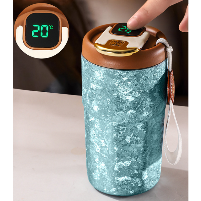 Vaso aislado de titanio puro con pantalla de temperatura inteligente, estilo de lujo de alta gama, con doble pajita para beber y vaso de café