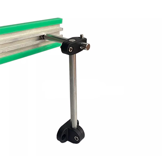 Fabricante de soporte fijo de barandilla en forma de C, soporte combinado en forma de T cruzada, accesorios de hardware para equipos de transporte