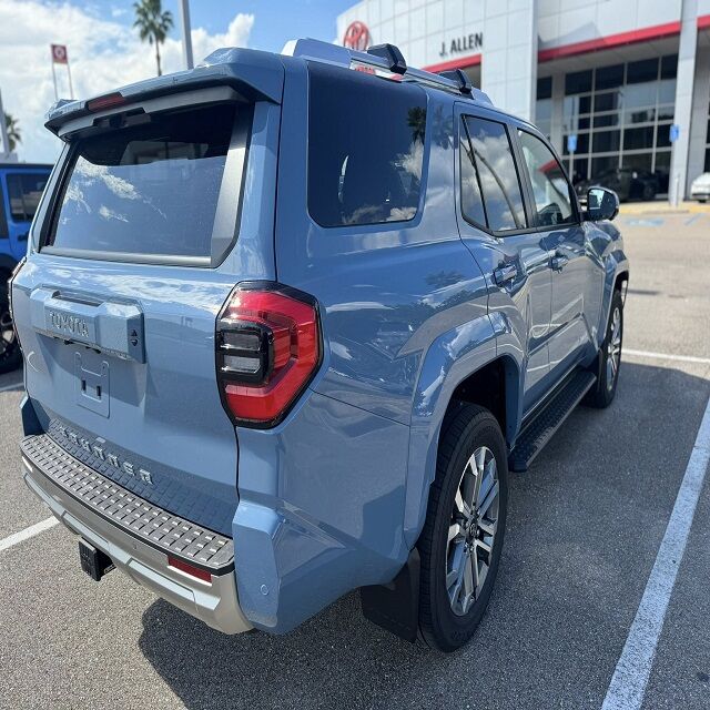 تويوتا 4Runner بجودة ممتازة: ترقية أداء مصممة للقوة والأناقة والموثوقية على المدى الطويل