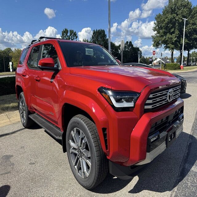 تويوتا 4Runner بجودة ممتازة: ترقية أداء مصممة للقوة والأناقة والموثوقية على المدى الطويل