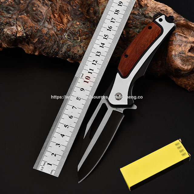Benutzerdefiniertes Taschenmesser Tragbare Edelstahlklinge Klappmesser mit Holzgriff Camping Survival Messer Stahlklinge OEM Unterstützung