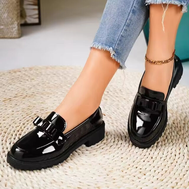 Hochwertige PU-Leder Damen Slipper Flache Loafer Mode Slip-on Walking Stil Freizeitschuhe Klassische Anti-Schleife Business Kleid