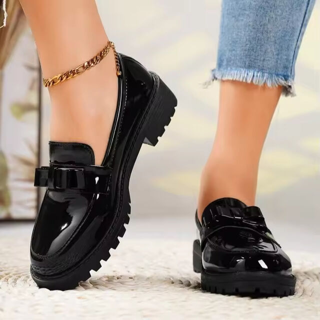 Hochwertige PU-Leder Damen Slipper Flache Loafer Mode Slip-on Walking Stil Freizeitschuhe Klassische Anti-Schleife Business Kleid