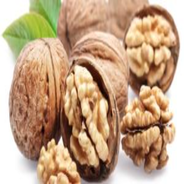 Nueces de Betel Secas / Nueces de Betel / Rodajas de Nuez de Betel a la Venta / Nueces de Betel Enteras y Partidas