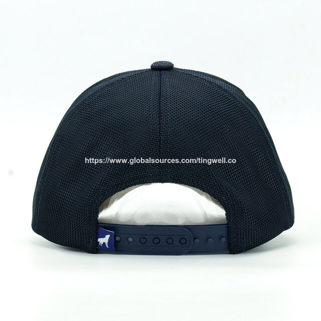 Atmungsaktive Mesh-Trucker-Kappe mit gesticktem Papagei-Perico-Aufnäher mit farbenfrohem Papagei-Stickerei-Aufnäher
