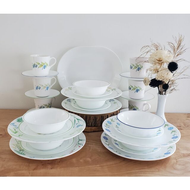 Ensemble de vaisselle, vaisselle, assiettes et bols, service de table, vaisselle de cuisine, vaisselle ménagère