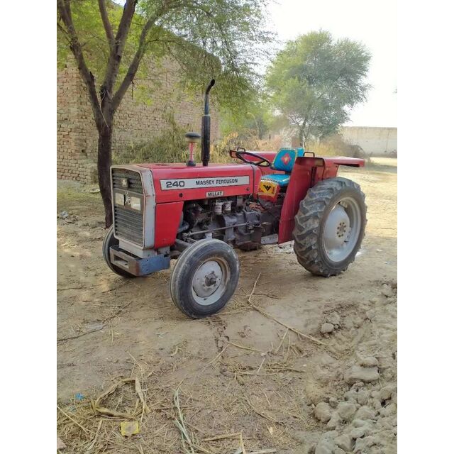 Landwirtschaftlicher Traktor, Landmaschinen, Diesel-Traktor, Landwirtschaftsausrüstung, Schwermaschinen, Feldtraktor