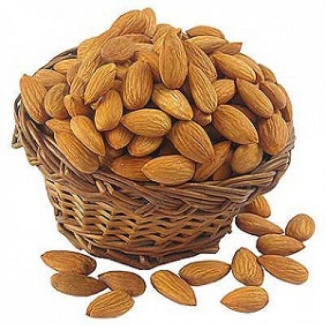 Amandes Fraîches en Gros avec Texture Propre, Amandes en Vrac Emballées Soigneusement pour Expédition Mondiale