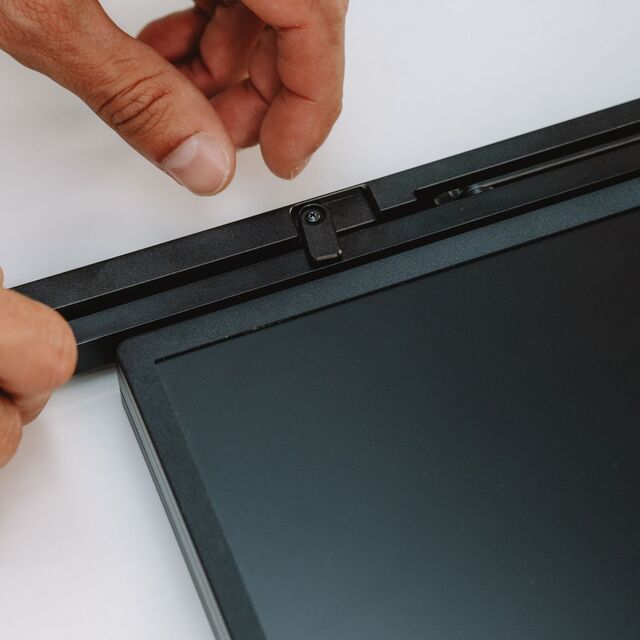 Monitor Portátil Triple Ultra Ligero y Delgado de 15.6" con un Solo Cable para 3 Pantallas 1080P Plug & Play Compatible con Windows/Mac