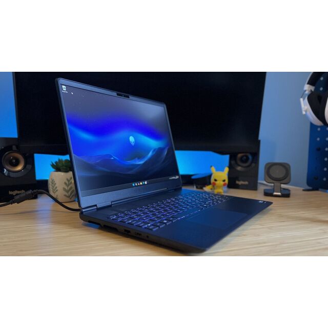 Notebooks Gamer: Computadores portáteis de alto desempenho construídos para jogos, apresentando CPUs potentes, GPUs dedicadas e displays rápidos.