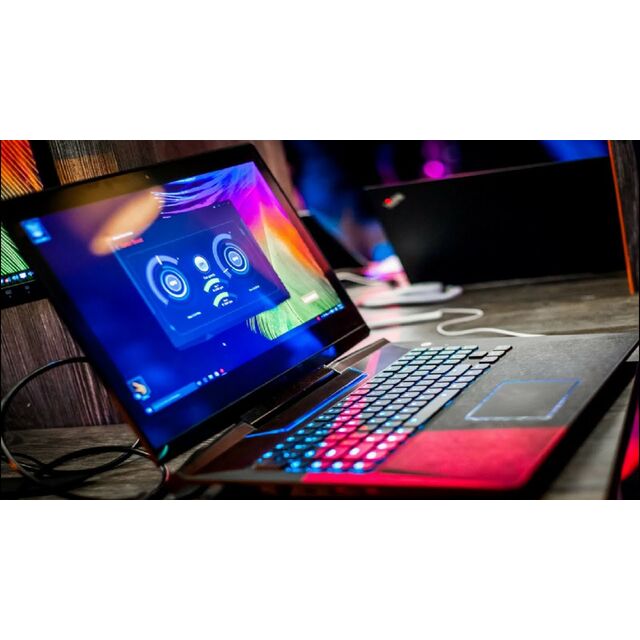 Notebooks Gamer: Computadores portáteis de alto desempenho construídos para jogos, apresentando CPUs potentes, GPUs dedicadas e displays rápidos.