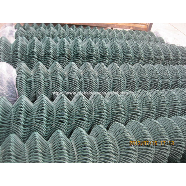 Cerca de tela de arame, abertura de 50 mm, diâmetro do fio de 2,50 mm, superfície revestida de PVC, feita de arame galvanizado