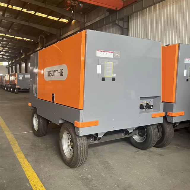 Compresseur Diesel 640 CFM 17 bar 250 psi 18 m³/min Portable avec Moteur Principal pour l'Exploitation Minière - Compresseur d'Air à Vis 18 m³/min