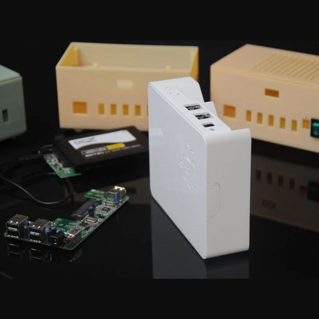 Plusberry Pi - Media Box con Raspberry Pi