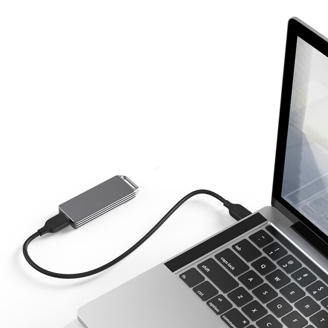 علبة خارجية NVME M.2 SSD صغيرة جدًا من سبائك الألومنيوم لـ 2242 SSD