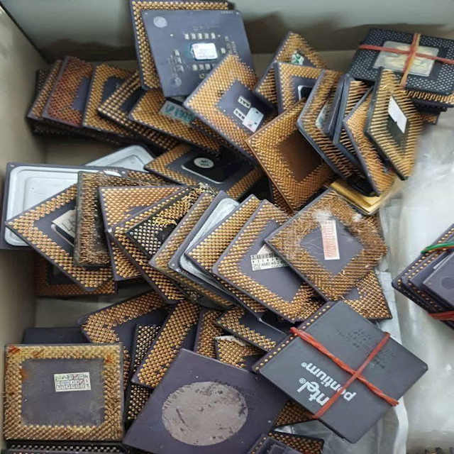 Vente Chaude Gros Découpes de Doigts RAM Dorés, Découpes de Doigts RAM Dorés à Haut Rendement, Découpes de Bords Dorés, Découpes de CPU en Céramique