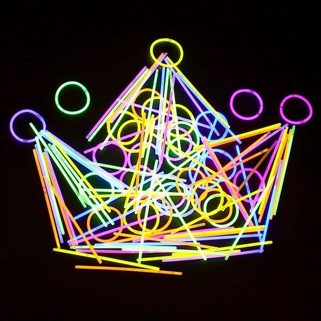 Fluorescent stick, glow stick, children's toy, sticky clothes, outdoor silver glow in the dark wristband