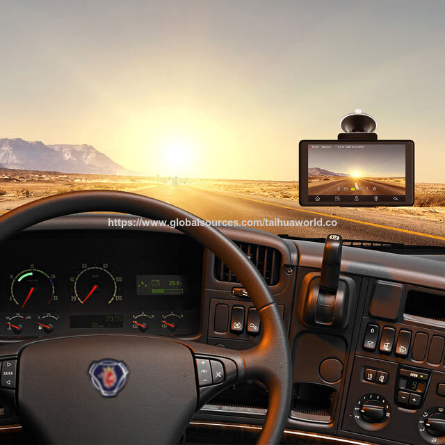 4G WiFi Android 8.1 GPS-Navigation Dual-Kamera Smart GPS DVR 7" IPS kapazitives Touchpanel LKW-DVR unterstützt Online- und Offline-Karten