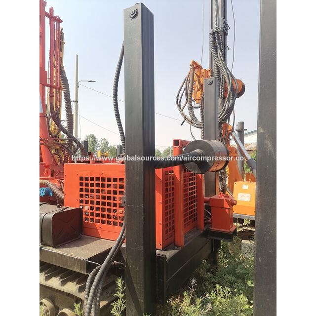 Appareil de forage de puits d'eau KY300 d'occasion, moteur Yuchai, 2020, profondeur de forage 300m, 89 tiges de forage, mât de 3m. KY300 ABT321 d'occasion.