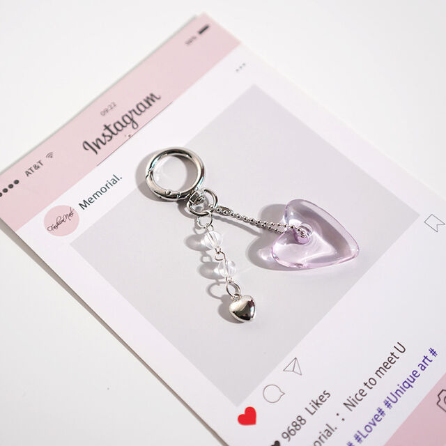 Nuevo diseño: bolso para llave de coche con forma de corazón y perlas incrustadas, colgante, soporte para funda de teléfono, cubierta para auriculares y accesorio decorativo.