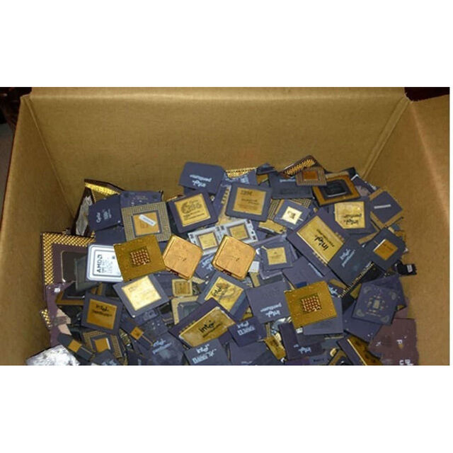 Chute de Processeur Céramique Pentium D 3.6 GHz Haute Performance 6 Mo LGA 775 pour Bureau - Recyclage de Processeurs