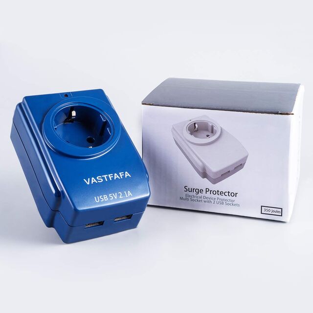 Internationaler Reiseadapter Europa Deutschland mit 5V 3.1A USB