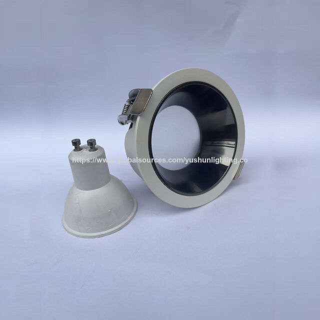Marco/Carcasa de Foco LED GU10 Impermeable IP54 - Aluminio Fundido + Vidrio + Anillo de Silicona, Reflector Cromado
